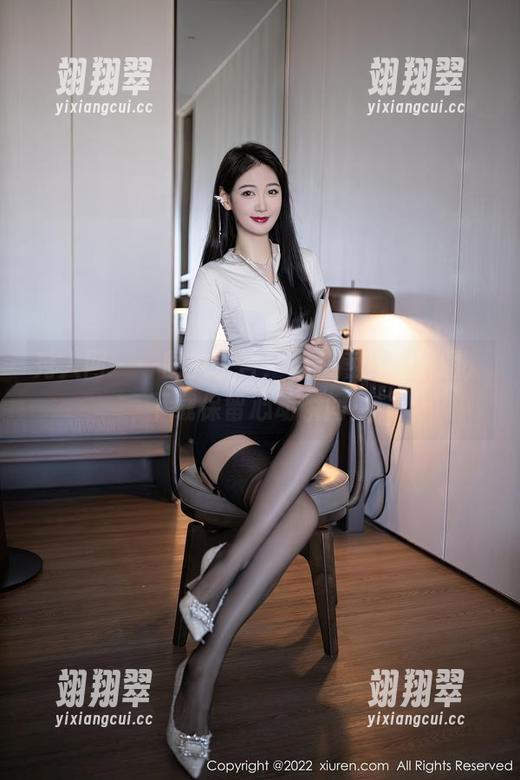 秀人网 - 一图胜千言!唐翩翩夏日美图,下载保留心动瞬间!-翊翔翠 秀人网 - 一图胜千言!唐翩翩夏日美图,下载保留心动瞬间!-翊翔翠