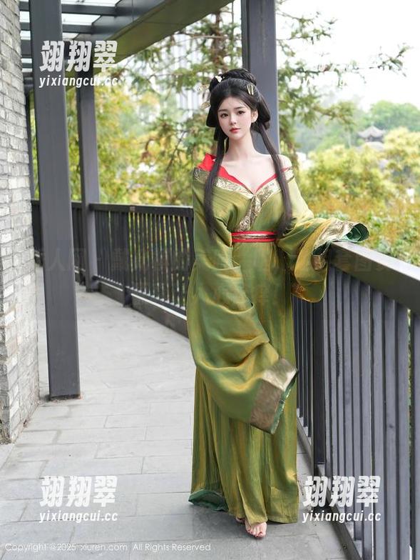 秀人网 - 戴允祺的美腿，喔，这组套图资源真让人心痒痒！-翊翔翠