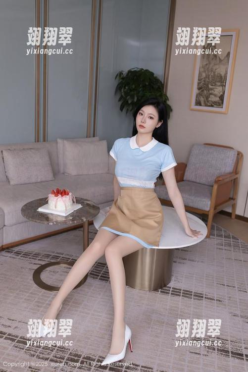 秀人网 - 睁大眼睛江淑影river的修女写真，让你欲罢不能的神秘感！-翊翔翠
