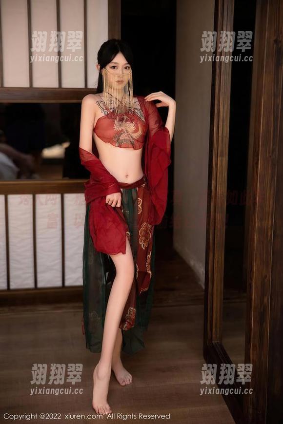 秀人网 - 糖豆sisi套装写真,资源如此丰富,以至于我想偷偷给它点赞!-翊翔翠 秀人网 - 糖豆sisi套装写真,资源如此丰富,以至于我想偷偷给它点赞!-翊翔翠
