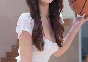 秀人网 - 无圣光下的诗诗：她的奶牛写真想告诉我们什么呢？