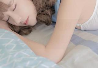 再看看米线线sama的宿醉，高清图册带你走进迷离时刻