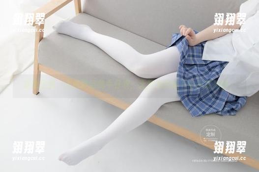 紧急企划 - 龙崎聆音的牛仔裤:无圣光情绪下的极致美图!-翊翔翠 紧急企划 - 龙崎聆音的牛仔裤:无圣光情绪下的极致美图!-翊翔翠