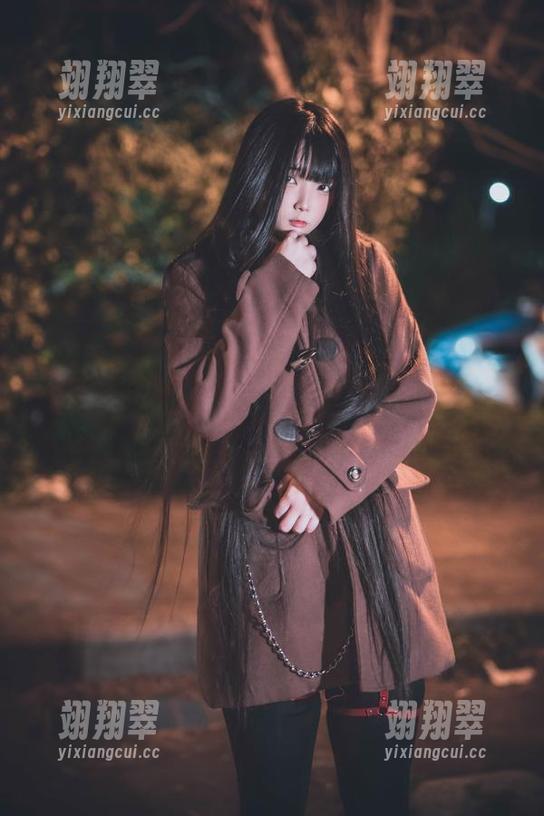 来自落落Raku的反叛:修女与魔鬼的写真分享日记-翊翔翠 来自落落Raku的反叛:修女与魔鬼的写真分享日记-翊翔翠