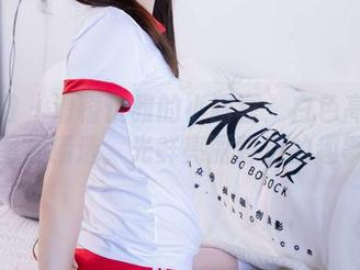 袜啵啵 - 滑稽优雅的小甜豆：白色高跟鞋图集精选，光鲜亮丽背后的趣事