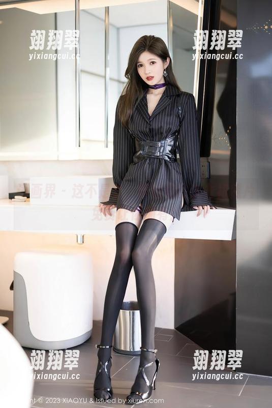 语画界 - 这不是梦，程程程的连衣裙照片免费让你拥有！-翊翔翠