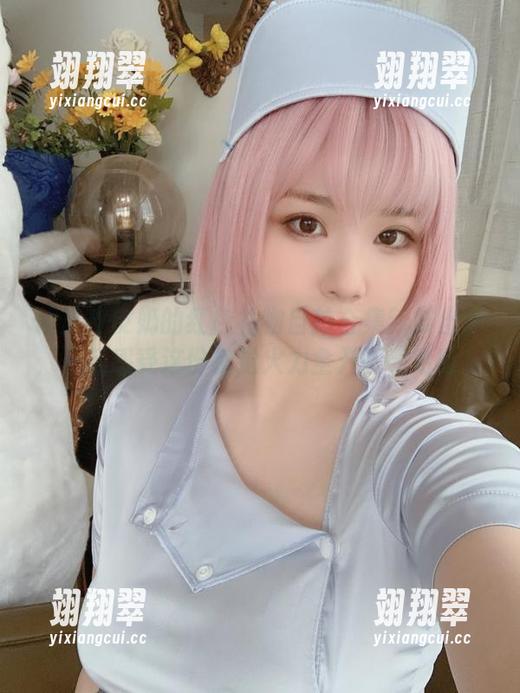 超皮皮皮奶的红色礼物自拍合集新鲜出炉，一起感受这份视觉火力全开吧，哈哈！-翊翔翠