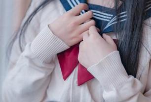 无圣光泳池探险：作品中的轩萧学姐太放飞了吧？