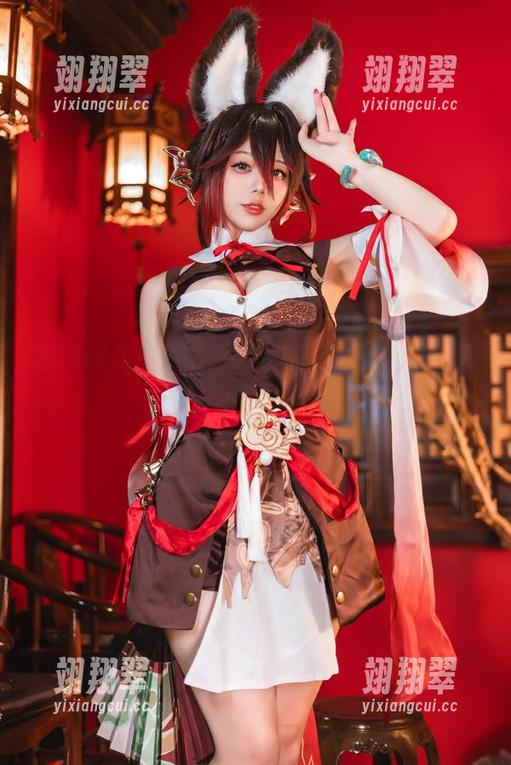 跟随阿九从不咕咕最新镂空之旅,写真集里的“空我”-翊翔翠 跟随阿九从不咕咕最新镂空之旅,写真集里的“空我”-翊翔翠