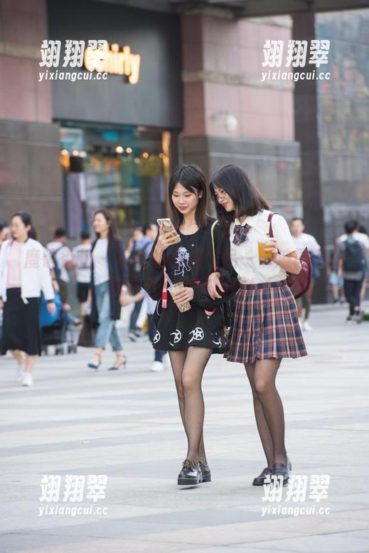 魔镜街拍 - 曼曼的女孩作品—一波图库美图来袭，快来围观！-翊翔翠